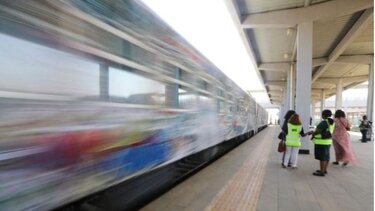 Γερμανία: Οι οδηγοί τρένων καλούνται σε τριήμερη απεργία