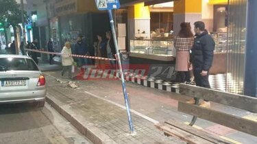Πάτρα: Μαρκίζα αποκολλήθηκε από πολυκατοικία και τραυμάτισε πεζό