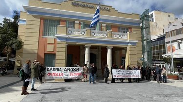 Στο δρόμο του αγώνα και οι Καλλιτέχνες