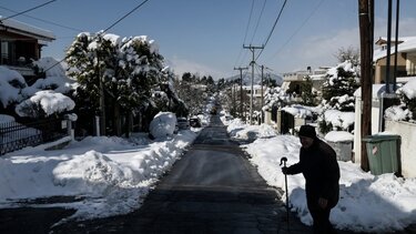 Έκτακτο δελτίο επιδείνωσης καιρού - Προ των πυλών καταιγίδες και χιόνια