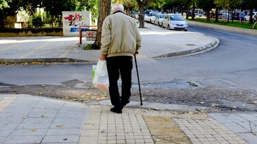 Μακρινό όνειρο η συνταξιοδότηση για τους σημερινούς έφηβους