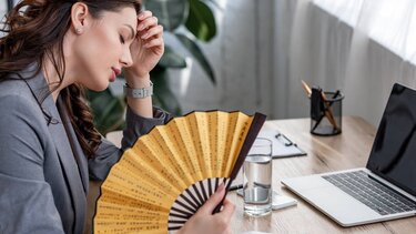 Υπουργείο Υγείας: Οδηγίες ενόψει του καύσωνα "Κλέων" - Προσοχή για ηλικιωμένους, εγκύους και παιδιά