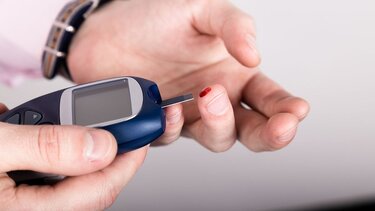 Πέντε πρωινές συνήθειες που ρυθμίζουν αποτελεσματικά το σάκχαρο 