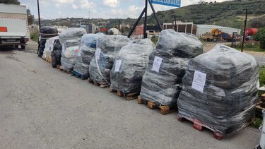 Συνεχίζεται η συγκέντρωση ανθρωπιστικής βοήθειας για τους σεισμόπληκτους σε Τουρκία-Συρία