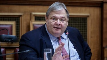 "Μπορώ να τον καλωσορίσω στη σφαίρα της μετα πολιτικής"