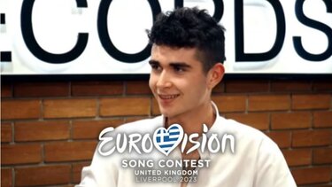 Victor Vernicos: “Η σκηνική μου παρουσίαση θα είναι μίνιμαλ! Δεν με αγχώνουν οι κριτικές”!