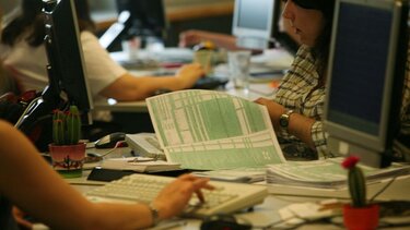 Φορολογικές δηλώσεις: Πότε ξεκινάει η υποβολή στο Taxinet