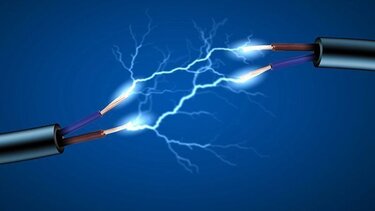 Παλαιό Φάληρο: Θρίλερ με άνδρα που σκοτώθηκε από ηλεκτροπληξία πάνω σε κολώνα ηλεκτρικού ρεύματος