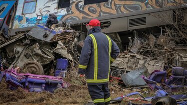 Τραγωδία στα Τέμπη: Τριήμερο πένθος και στην Κύπρο