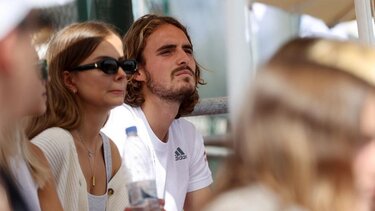 O Στέφανος Τσιτσιπάς και η Πάουλα Μπαντόσα ζουν τον έρωτά τους στο Παρίσι