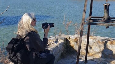 Η πέτρα, η σταγόνα, η Ελένη και η πόλη