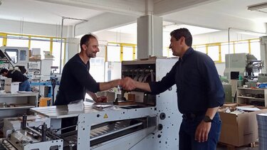 Στη ΒΙΠΕ ο Λ. Αυγενάκης, επισκέφτηκε εργοστάσια, συζήτηση με εργαζόμενους και ιδιοκτήτες