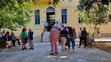 Υπόθεση Γηροκομείου: Γέμισε από κατηγορούμενους η αίθουσα του Δικαστηρίου