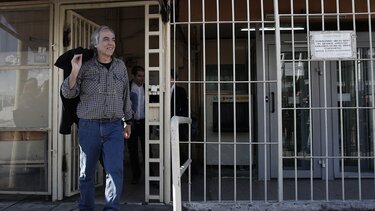 Συνεχείς μεταγωγές του Δ. Κουφοντίνα στο Νοσοκομείο Λαμίας