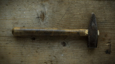 Θεσσαλονίκη: Ληστεία σε φαρμακείο με την απειλή σφυριού!