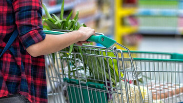 Δύο άτομα συνελήφθησαν στη Νίκαια για ληστείες σε μίνι μάρκετ