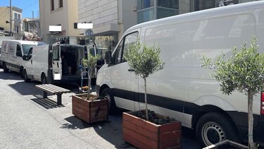 Ξανά στο επίκεντρο η τροφοδοσία των καταστημάτων στους πεζόδρομους του κέντρου