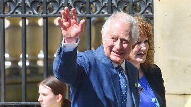 Όταν ο μικρός Κάρολος ζωγράφιζε με κηρομπογιές