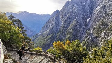 Η κακοκαιρία "κλείνει" τον Εθνικό Δρυμό Σαμαριάς