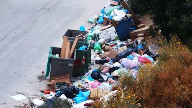 Υγειονομικές "βόμβες" στο Ηράκλειο, λόγω της απομάκρυνσης δεκάδων συμβασιούχων!