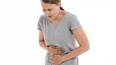 Γαστροοισοφαγική Παλινδρόμηση: Ποια τρόφιμα «απαγορεύεται» να… πλησιάσεις