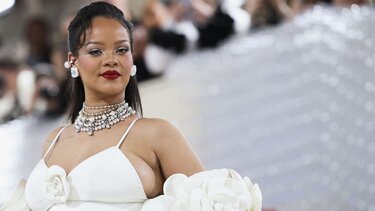 Μητέρα για δεύτερη φορά η Ριάνα!