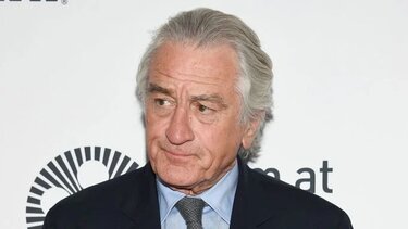 Ρόμπερτ Ντε Νίρο: Κατηγορείται από πρώην συνεργάτιδά του για ανάρμοστη συμπεριφορά