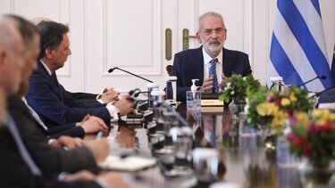 Ιωάννης Σαρμάς στους υπουργούς του: "Να είμαστε ουδέτεροι, αμερόληπτοι, αντικειμενικοί"