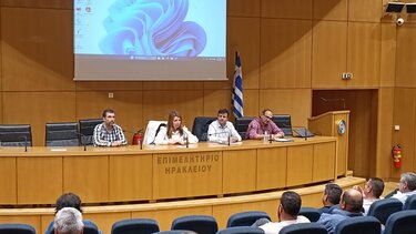 Στο προσκήνιο, και πάλι, η δακοκτονία 