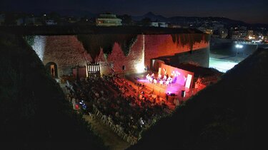 «Πολλές οι μορφές, μία η εξάρτηση» - Ολοκληρώσεις μελών του ΚΕΘΕΑ ΑΡΙΑΝΔΗ