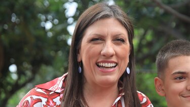 Η Ζωή Κωνσταντοπούλου "έσφαξε με το βαμβάκι" τον ΣΥΡΙΖΑ: "Ο μόνος τρόπος να διαγραφούν οι 4 είναι το δημοψήφισμα να βγει ΟΧΙ"