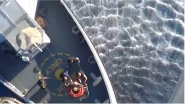  Ναυάγιο στην Πύλο: Βίντεο από την επιχείρηση διάσωσης από το Super Puma