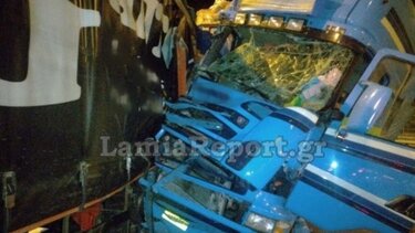 Φθιώτιδα: Νταλίκες συγκρούστηκαν στην εθνική οδό