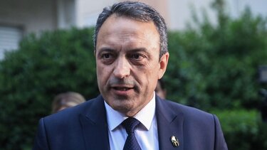 Σπαρτιάτες: Ακόμη μια ανεξαρτητοποίηση για το κόμμα του Βασίλη Στίγκα
