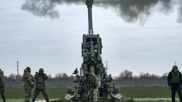 Ουκρανία: Ένας νεκρός, 9 τραυματίες από ρωσικό πλήγμα στη Χερσώνα 