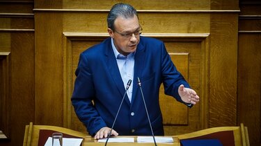 Σ. Φάμελλος: Πάλι πιο ψηλά ο Μανώλης Καραλής