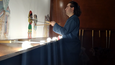 "Οι κλέφτες του Μουσείου" παράσταση Καραγκιόζη στο μουσείο Θύραθεν