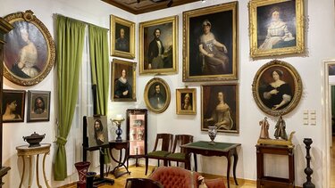 Ανοίγει τις πύλες του «Το Μοναστήρι του Καρόλου» στην Κρήτη- photos