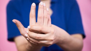 Σύνδρομο καρπιαίου σωλήνα: Πώς συνδέεται με την καρδιακή ανεπάρκεια