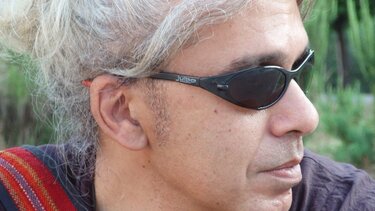 Πέθανε ο ποιητής και πεζογράφος Κωστής Γκιμοσούλης