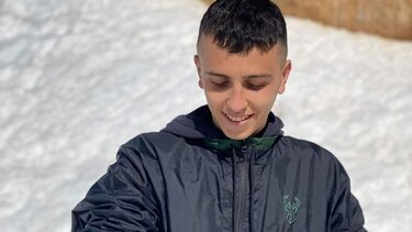 Θρήνος στο τελευταίο «αντίο» στον 22χρονο Αντώνη- Ο αποχαιρετισμός από το Χαμόγελο του Παιδιού