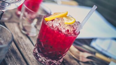 Φτιάξε κοκτέιλ χωρίς αλκοόλ για τις καλοκαιρινές βραδιές