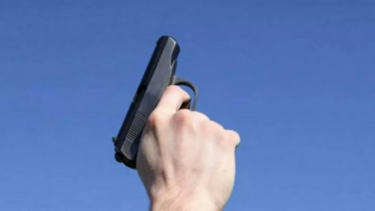 Ηράκλειο: ο  πρόγαμος λίγο έλειψε να "τινάξει" στον αέρα γάμο-βάπτιση