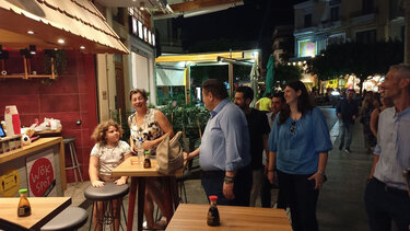 Βόλτα στο κέντρο του Ηρακλείου για τον Μιχάλη Καραμαλάκη