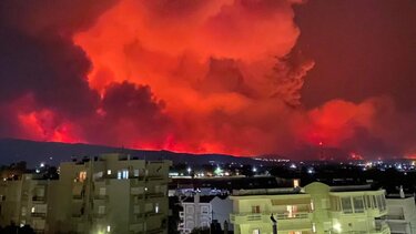 Άγρια νύχτα στην Αλεξανδρούπολη: Ένας νεκρός στη Λευκίμμη, εκκενώνουν το νοσοκομείο