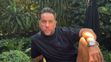 Γιώργος Μαζωνάκης: Συνεχίζεται η διαμάχη με την οικογένεια του - "Οι αδελφές του απειλούσαν τον γιατρό"