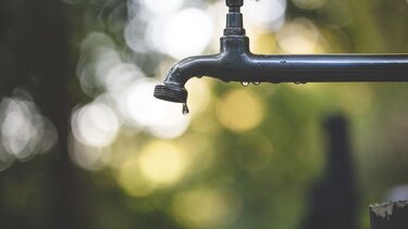 Πετρέλαιο τρέχει από τις βρύσες στη Ζάκυνθο - Τι συνέβη