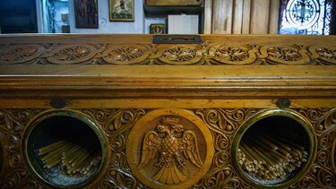 Είχε πάνω του 400 ευρώ σε ψιλά και έβαλε σε υποψίες τους αστυνομικούς