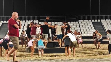 Τελετές έναρξης και λήξης για τους Μεσογειακούς Παράκτιους Αγώνες από το Λύκειο Ελληνίδων