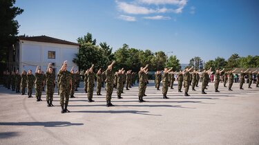 Υπουργείο Άμυνας: Μέσω του Ταμείου Ανάκαμψης η προμήθεια tablets σε φαντάρους 